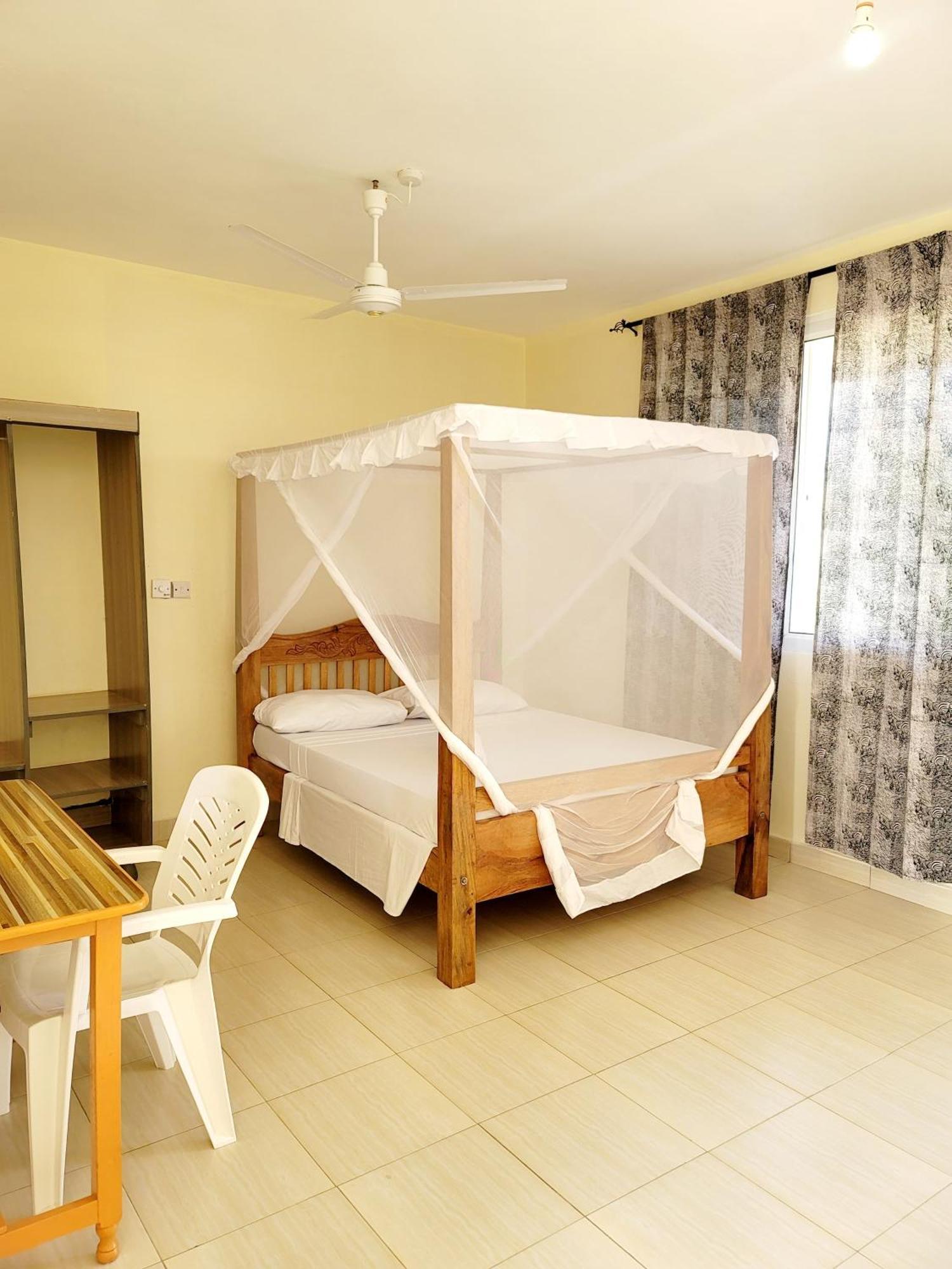 Casuarina Lounge Hotell Malindi Eksteriør bilde